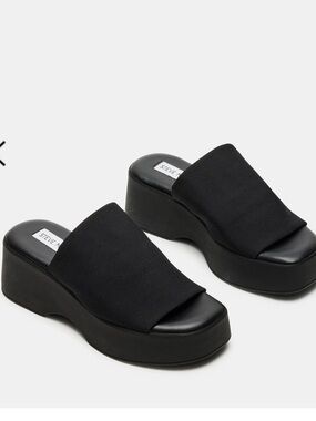 Steve Madden Slinky